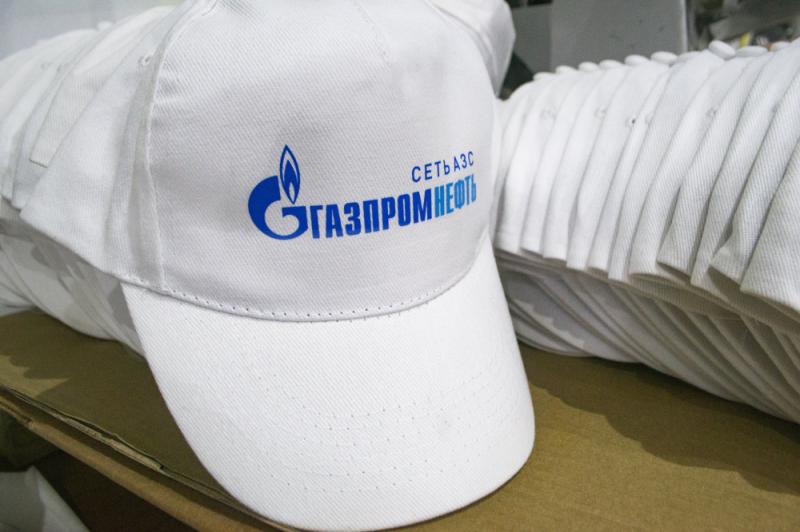 Печать на бейсболках